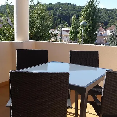 Apartahotel Cala Azul La Mora